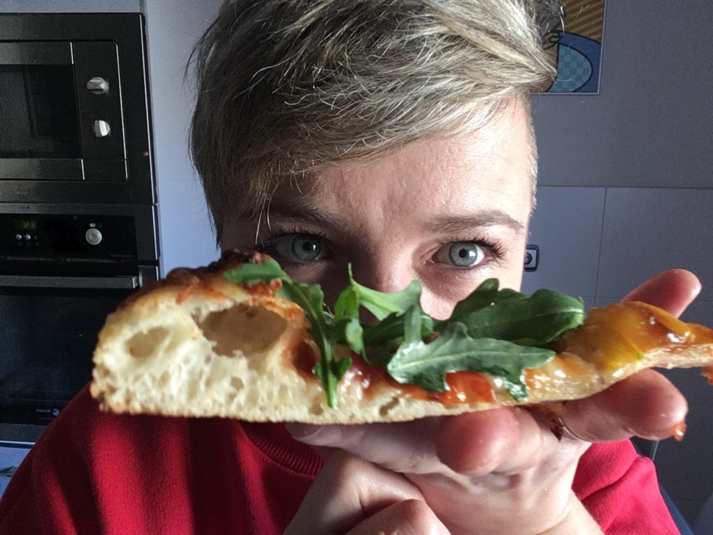 Ainara López y una pizza espectacular