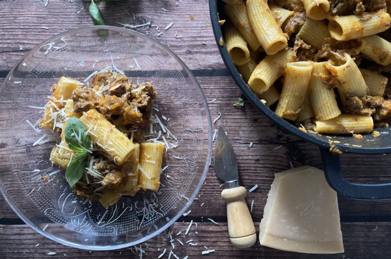 Rigatoni con ragú